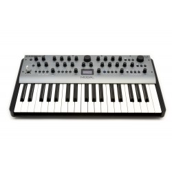 B-STOCK CARBON8 (37 KEYS)